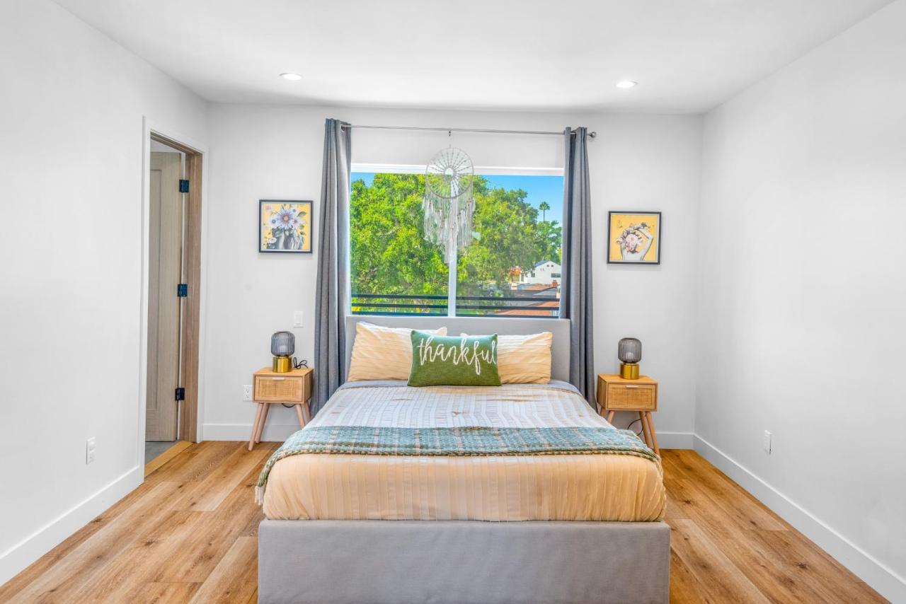 Stylish Sherman Oaks Townhouse 3Bed + 3.5Bath All Master Suites Лос-Анджелес Экстерьер фото
